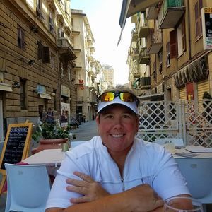 Meet your Posher, Christy